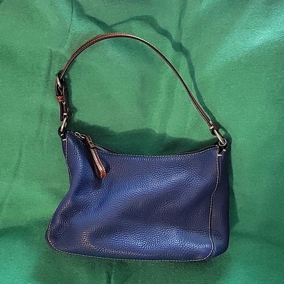 Coach Purse Navy Pebbled EUC - Picture 2 of 5